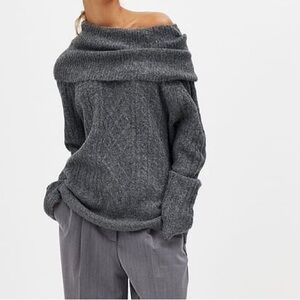 NA-KD Cable Knitted Turtle Neck Sweater Off The Shoulders